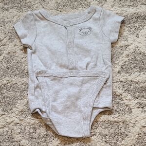15 for $10 - Koala Baby Boys 0-3m Gray Short Sleeve Onesie